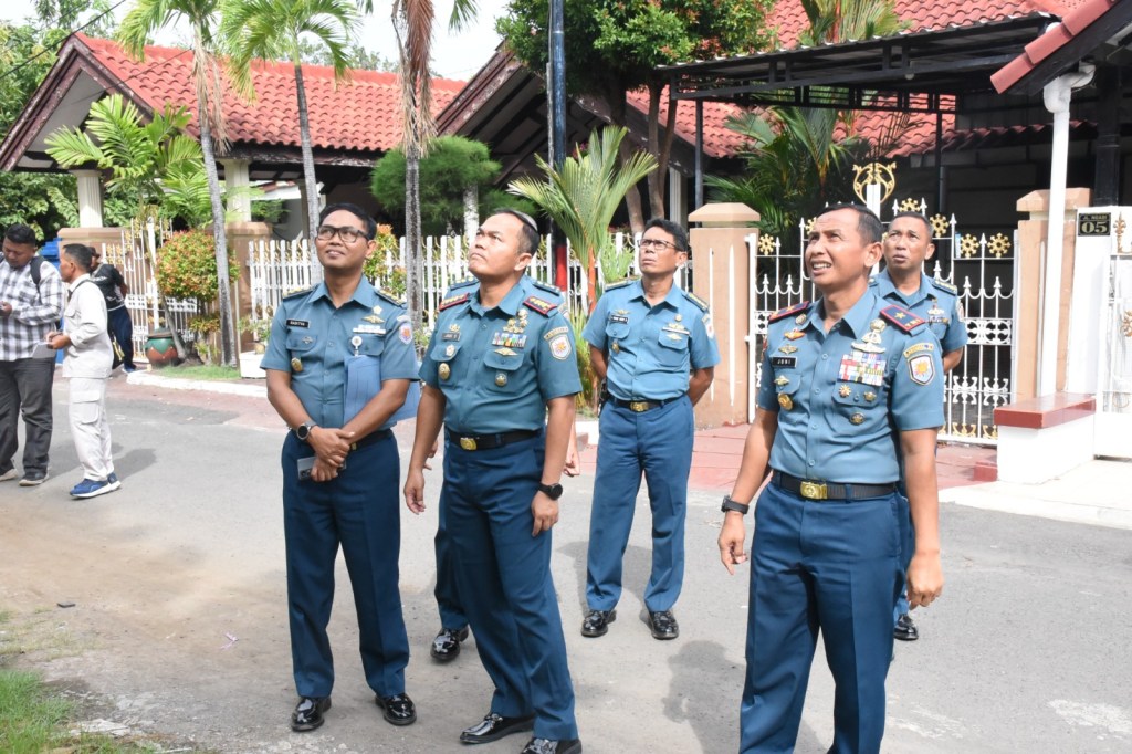 Danlantamal V Tinjau Perumahan TNI AL&nbsp;Kenjeran