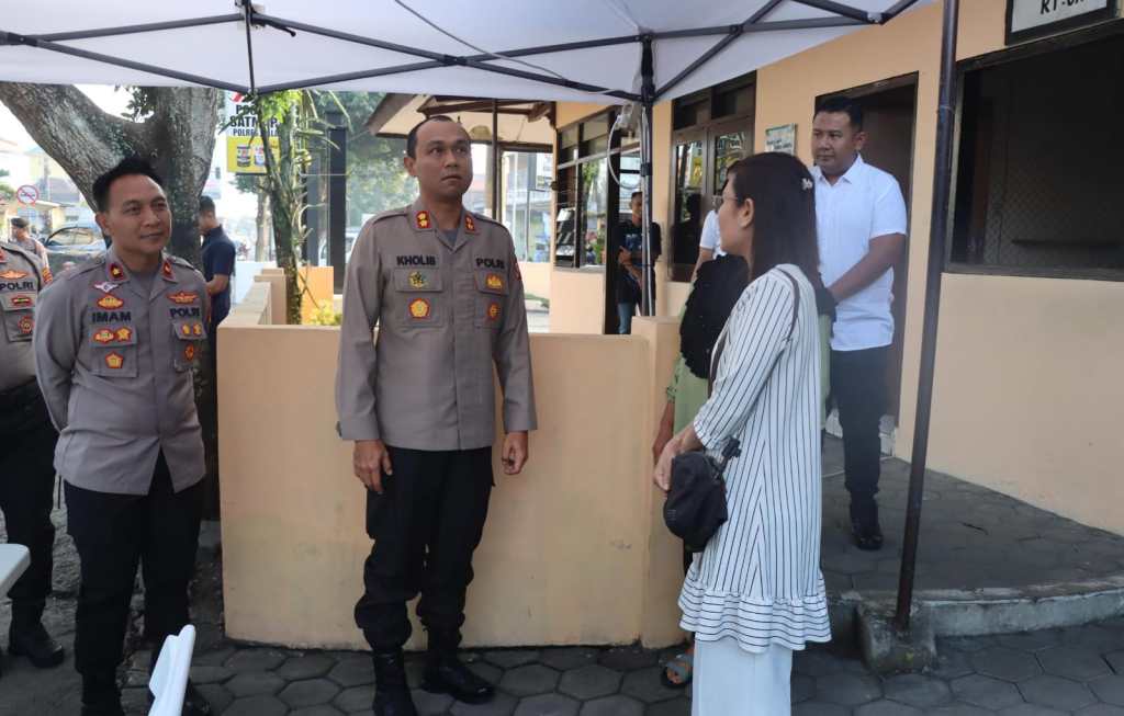 Polres Malang Kembali Dukung Keluarga Peristiwa Kanjuruhan Melalui Bantuan&nbsp;UMKM