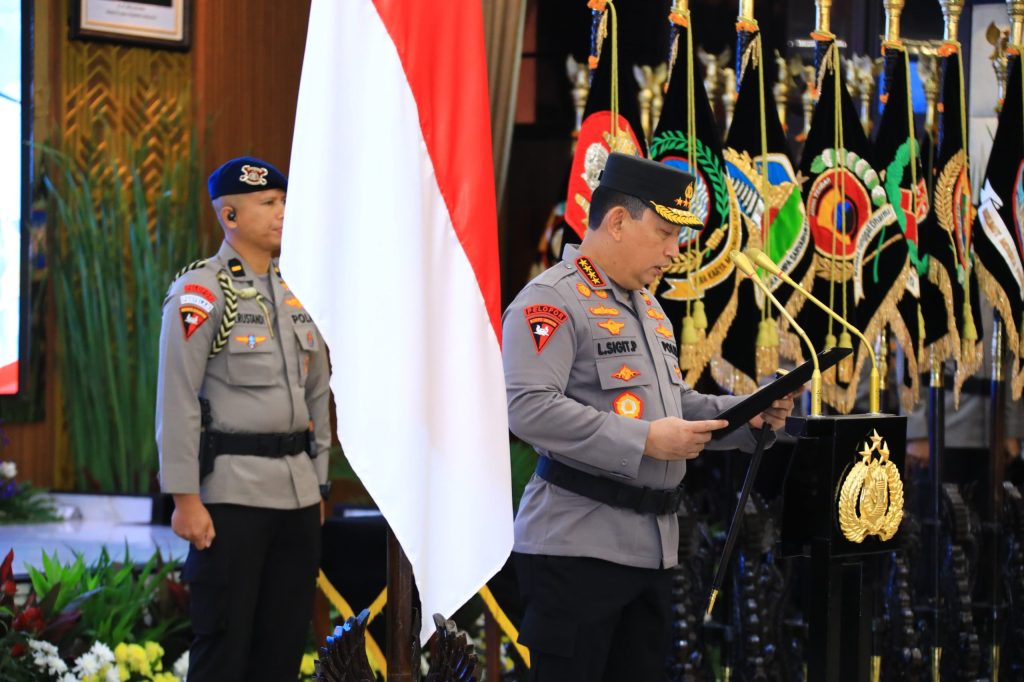 Kapolri Pimpin Upacara Kenaikan Pangkat dan Sertijab Pati Polri, Ada Kadiv Propam dan Sejumlah&nbsp;Kapolda