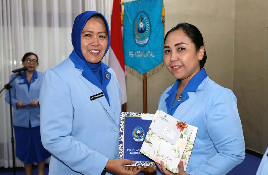 Ketua Gabungan Jalasenastri Kodiklatal Pimpin Reorganisasi Pengurus Gabungan Jalasenastri&nbsp;Kodiklatal