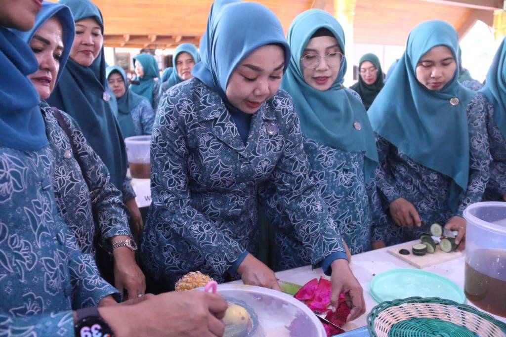 Ketua Plt TP PKK Kabupaten Sidoarjo Gerakkan Anggotanya Dukung Sidoarjo Zero&nbsp;Waste