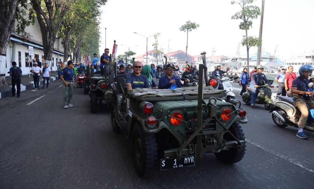 Kendarai Wilis, Irkodiklatal Bersama Komunitas Vespa Ikut Meriahkan NBOD HUT Ke-79 TNI&nbsp;AL